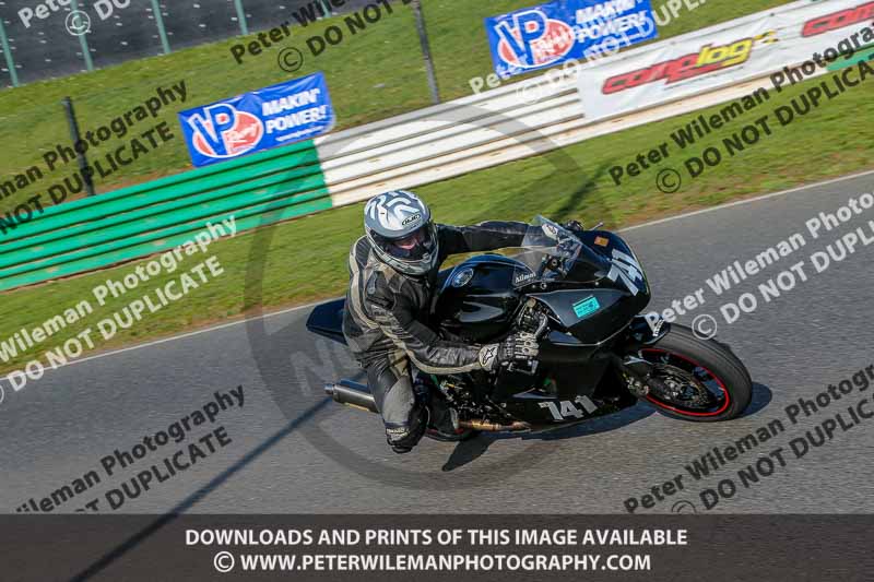 PJM Wedding Photography;enduro digital images;event digital images;eventdigitalimages;mallory park;mallory park photographs;mallory park trackday;mallory park trackday photographs;no limits trackdays;peter wileman photography;racing digital images;trackday digital images;trackday photos